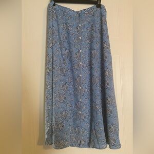 Full length flared skirt, size L